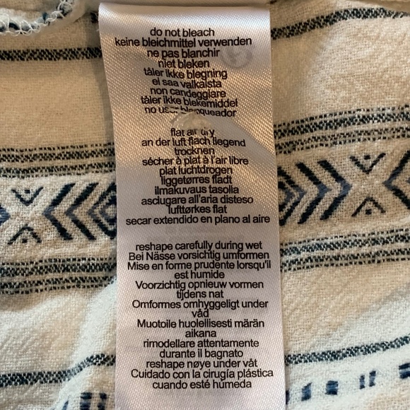 EUC - Liverpool - Button Down Blouse - White/Blue Stripe - XL - Picture 7 of 9